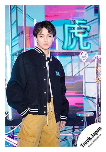 【No.TJ25-030】「Travis Japan Concert Tour 2025 VIIsual」Goods off-shot