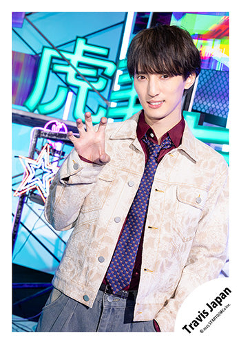 【No.TJ25-070】「Travis Japan Concert Tour 2025 VIIsual」Goods off-shot