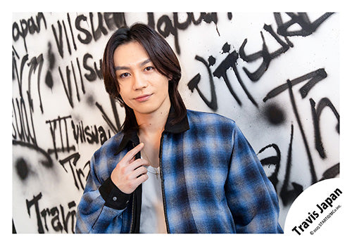 【No.TJ25-084】「Travis Japan Concert Tour 2025 VIIsual」Goods off-shot
