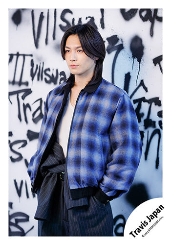 【No.TJ25-092】「Travis Japan Concert Tour 2025 VIIsual」Goods off-shot