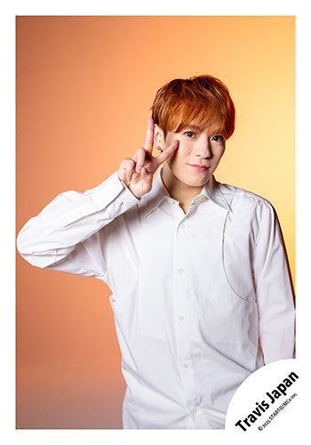 【No.TJ25-100】「Travis Japan Concert Tour 2025 VIIsual」Goods off-shot