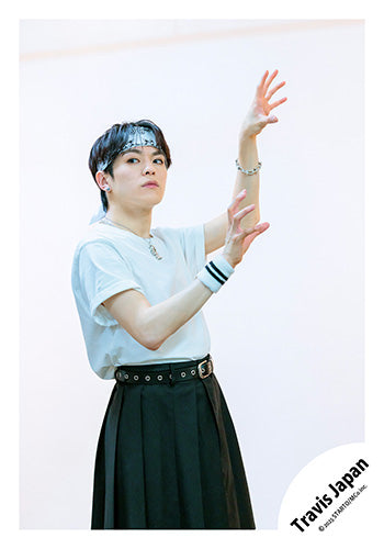 【No.TJ25-307】DIGITAL SINGLE「Would You Like One?」MV & jacket photo off-shot