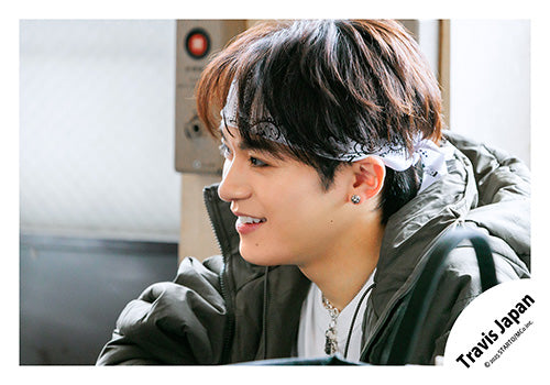 【No.TJ25-308】DIGITAL SINGLE「Would You Like One?」MV & jacket photo off-shot