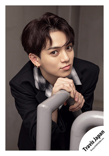 【No.TJ25-364】「Travis Japan World Tour 2025 VIIsual」Goods off-shot