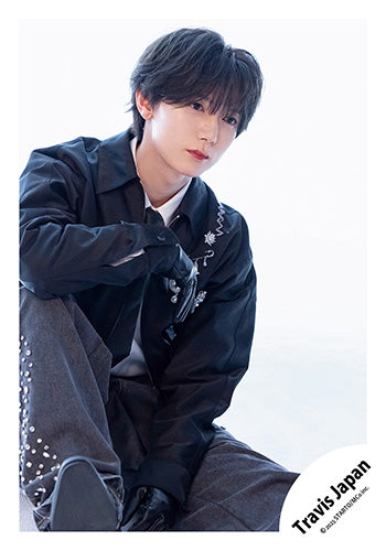 【No.TJ25-377】「Travis Japan World Tour 2025 VIIsual」Goods off-shot