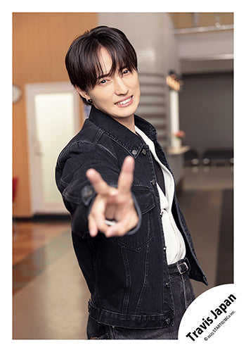 【No.TJ25-385】「Travis Japan World Tour 2025 VIIsual」Goods off-shot