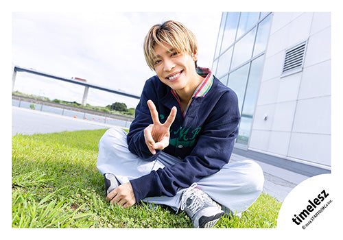 【No.TSZ24-384】Single「because」MV & jacket photo off-shot