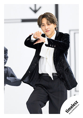 【No.TSZ25-288】Album「FAM」MV & jacket photo off-shot