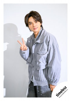 【No.TSZ26-057】Album「MOMENTUM」MV & jacket photo off-shot