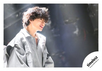 【No.TSZ26-097】Album「MOMENTUM」MV & jacket photo off-shot