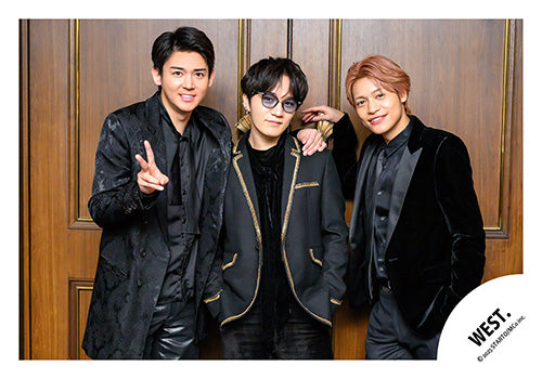 【No.WES25-022】Album「A.H.O. -Audio Hang Out-」MV & jacket photo off-shot