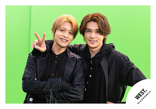 【No.WES25-027】Album「A.H.O. -Audio Hang Out-」MV & jacket photo off-shot