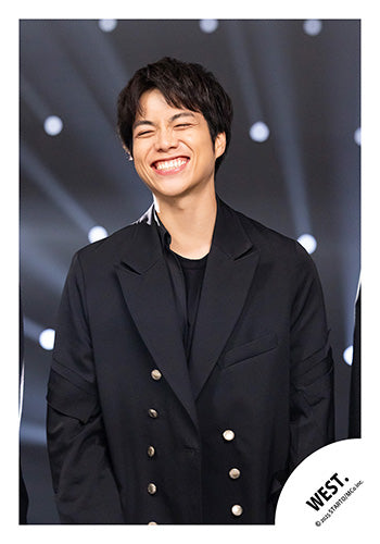 【No.WES25-052】Album「A.H.O. -Audio Hang Out-」MV & jacket photo off-shot