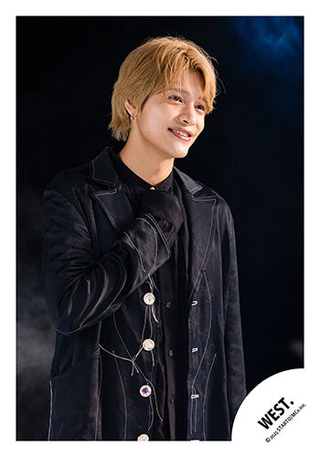 【No.WES25-089】Album「A.H.O. -Audio Hang Out-」MV & jacket photo off-shot