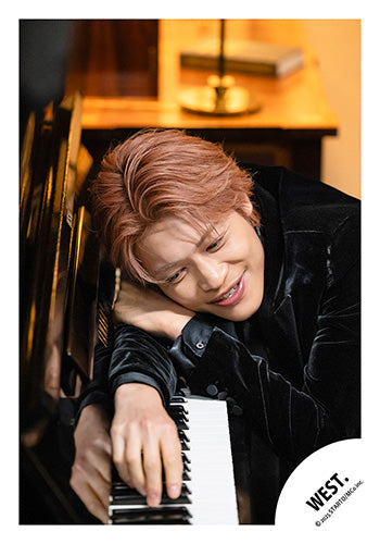 【No.WES25-100】Album「A.H.O. -Audio Hang Out-」MV & jacket photo off-shot