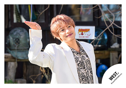 【No.WES25-104】Album「A.H.O. -Audio Hang Out-」MV & jacket photo off-shot