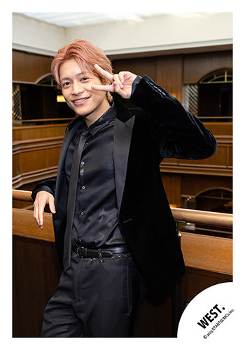 【No.WES25-107】Album「A.H.O. -Audio Hang Out-」MV & jacket photo off-shot