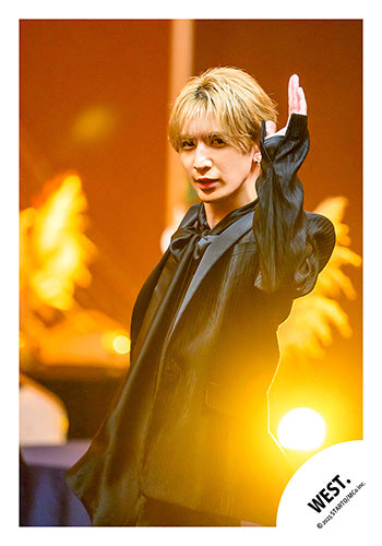 【No.WES25-146】Album「A.H.O. -Audio Hang Out-」MV & jacket photo off-shot