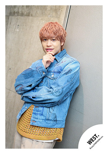 【No.WES25-242】「WEST. LIVE TOUR 2025 A.H.O. -Audio Hang Out-」Goods off-shot