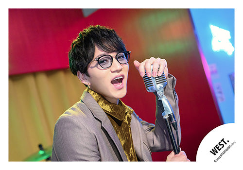 【No.WES25-263】「WEST. LIVE TOUR 2025 A.H.O. -Audio Hang Out-」Goods off-shot