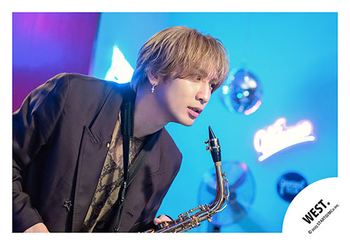 【No.WES25-267】「WEST. LIVE TOUR 2025 A.H.O. -Audio Hang Out-」Goods off-shot