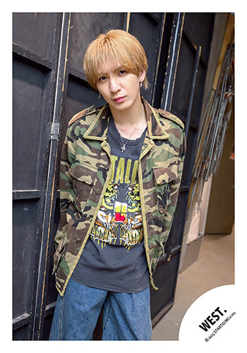 【No.WES25-271】「WEST. LIVE TOUR 2025 A.H.O. -Audio Hang Out-」Goods off-shot