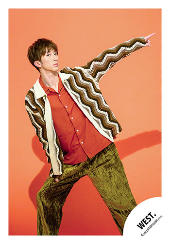 【No.WES25-283】「WEST. LIVE TOUR 2025 A.H.O. -Audio Hang Out-」Goods off-shot