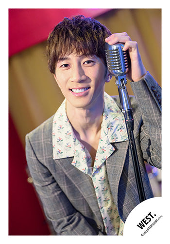 【No.WES25-287】「WEST. LIVE TOUR 2025 A.H.O. -Audio Hang Out-」Goods off-shot