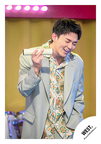 【No.WES25-296】「WEST. LIVE TOUR 2025 A.H.O. -Audio Hang Out-」Goods off-shot