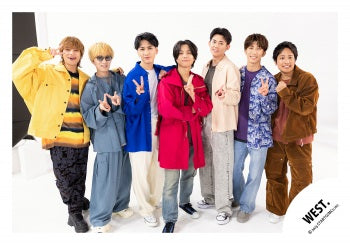 【No.WES25-537】「WEST. SPECIAL LIVE “WESTA!” 2025-2026」Goods off-shot