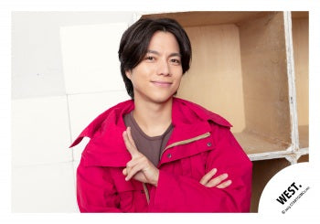 【No.WES25-552】「WEST. SPECIAL LIVE “WESTA!” 2025-2026」Goods off-shot