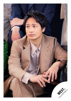 【No.WES25-560】「WEST. SPECIAL LIVE “WESTA!” 2025-2026」Goods off-shot