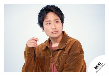 【No.WES25-564】「WEST. SPECIAL LIVE “WESTA!” 2025-2026」Goods off-shot