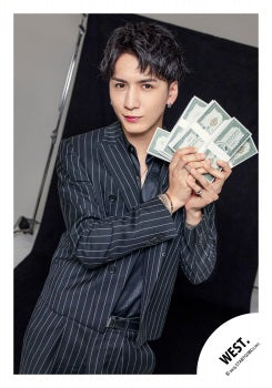 【No.WES25-600】「WEST. SPECIAL LIVE “WESTA!” 2025-2026」Goods off-shot