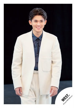 【No.WES25-614】「WEST. SPECIAL LIVE “WESTA!” 2025-2026」Goods off-shot