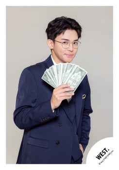 【No.WES25-622】「WEST. SPECIAL LIVE “WESTA!” 2025-2026」Goods off-shot