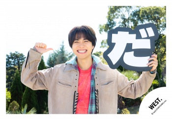 【No.WES26-112】Album「One of a kind」MV & jacket photo off-shot