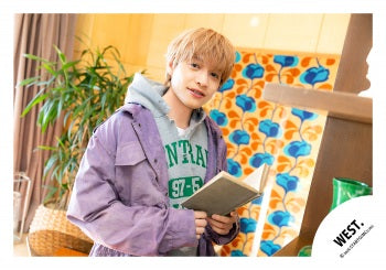 【No.WES26-123】Album「One of a kind」MV & jacket photo off-shot