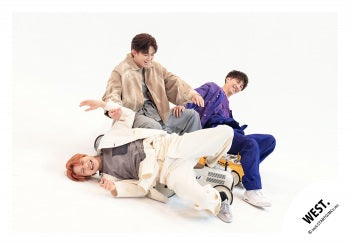 【No.WES26-192】「WEST. LIVE TOUR 2026 Yuiitsu-Muni」Goods off-shot