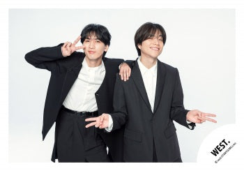 【No.WES26-196】「WEST. LIVE TOUR 2026 Yuiitsu-Muni」Goods off-shot