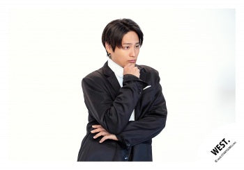 【No.WES26-211】「WEST. LIVE TOUR 2026 Yuiitsu-Muni」Goods off-shot