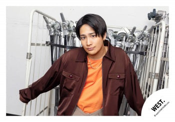 【No.WES26-212】「WEST. LIVE TOUR 2026 Yuiitsu-Muni」Goods off-shot