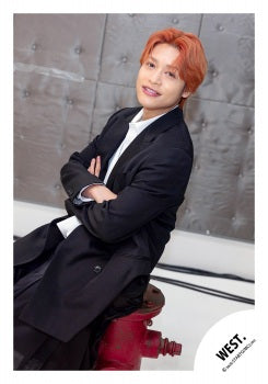 【No.WES26-229】「WEST. LIVE TOUR 2026 Yuiitsu-Muni」Goods off-shot