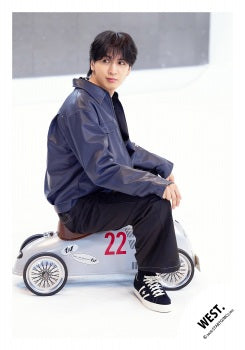 【No.WES26-257】「WEST. LIVE TOUR 2026 Yuiitsu-Muni」Goods off-shot