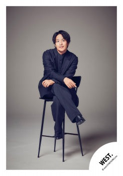 【No.WES26-304】WEST. Artist Original Photo