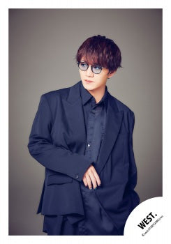 【No.WES26-327】WEST. Artist Original Photo