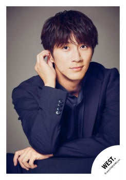 【No.WES26-356】WEST. Artist Original Photo