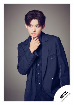 【No.WES26-361】WEST. Artist Original Photo